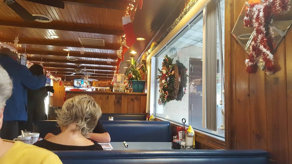 Essex Diner | restaurant | 15 Eastern Blvd, Essex, MD 21221, USA | 4102381400 OR +1 410-238-1400