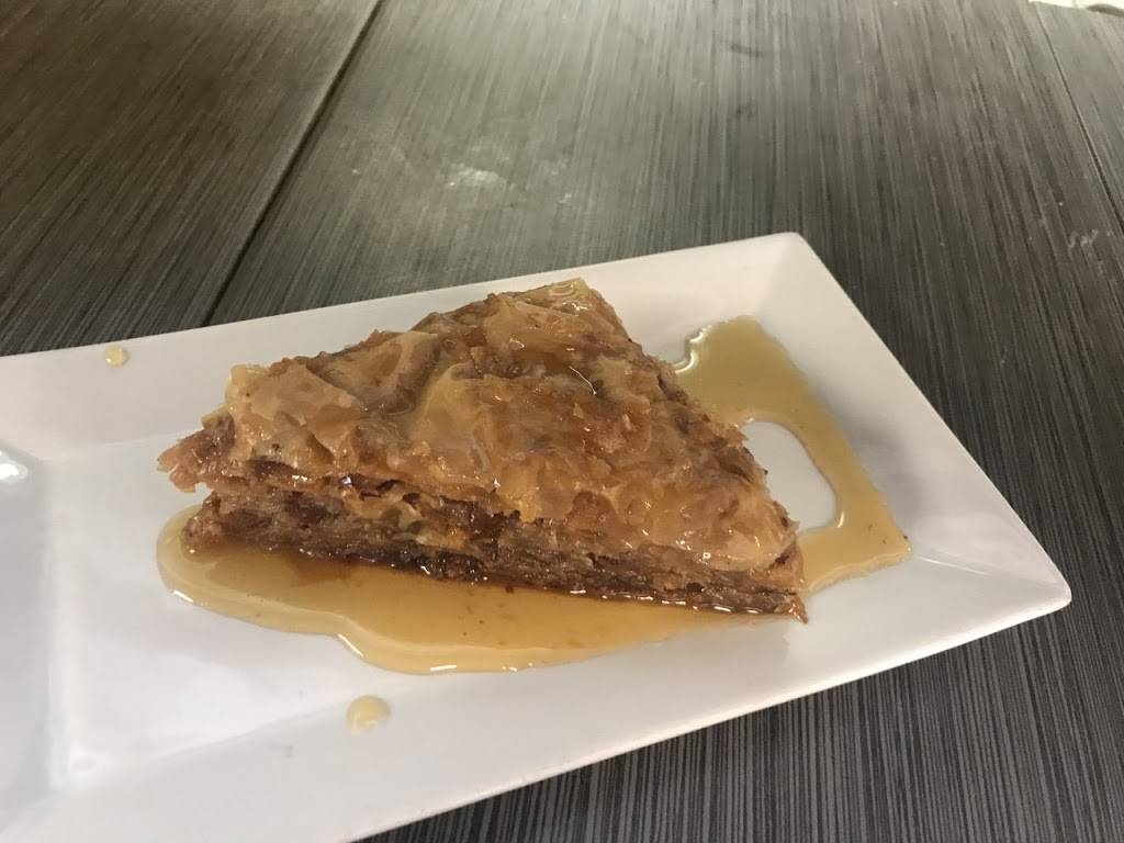 Aldas Diner | restaurant | 7550 Mission Hills Dr #102, Naples, FL 34119, USA | 2395296103 OR +1 239-529-6103