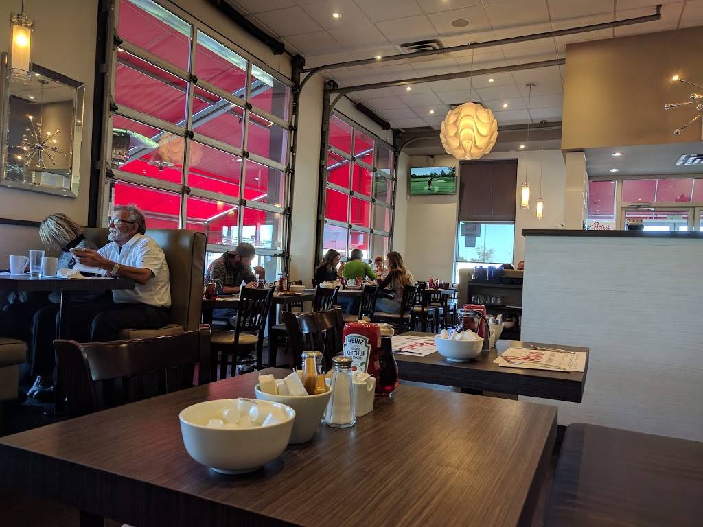 Petinos | restaurant | 1076 Boulevard du Grand Héron, Saint-Jérôme, QC J7Y 5K8, Canada | 4504320003 OR +1 450-432-0003