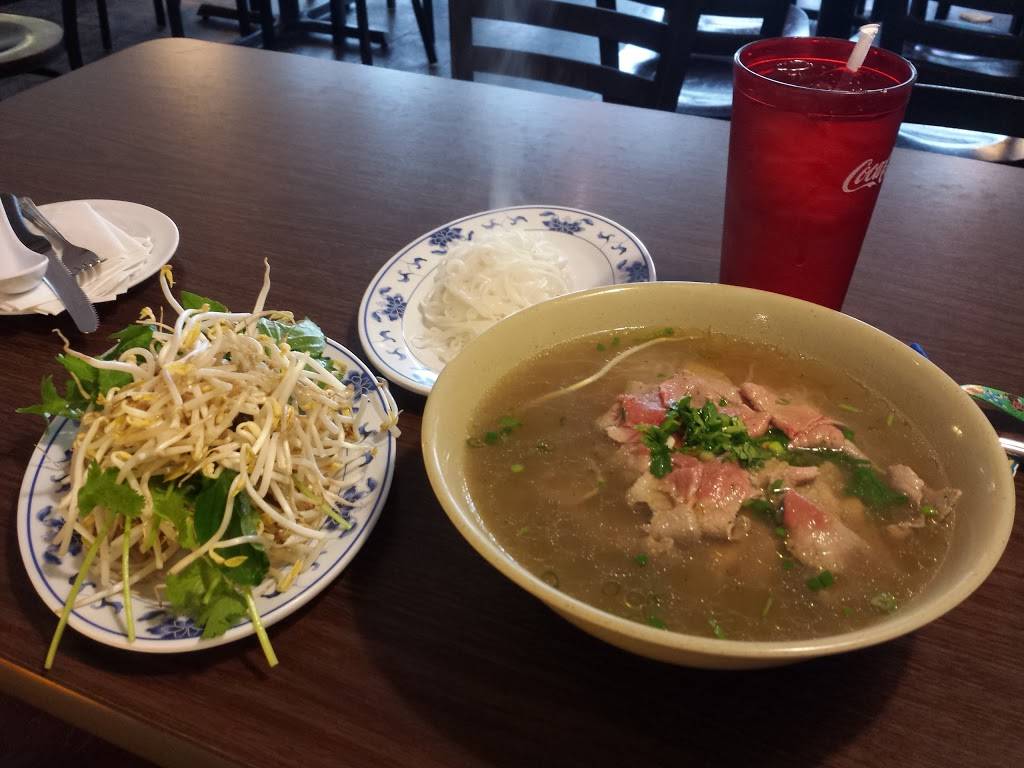 Little Saigon Cafe | restaurant | 1975 Wells Rd, Orange Park, FL 32073, USA | 9043750061 OR +1 904-375-0061