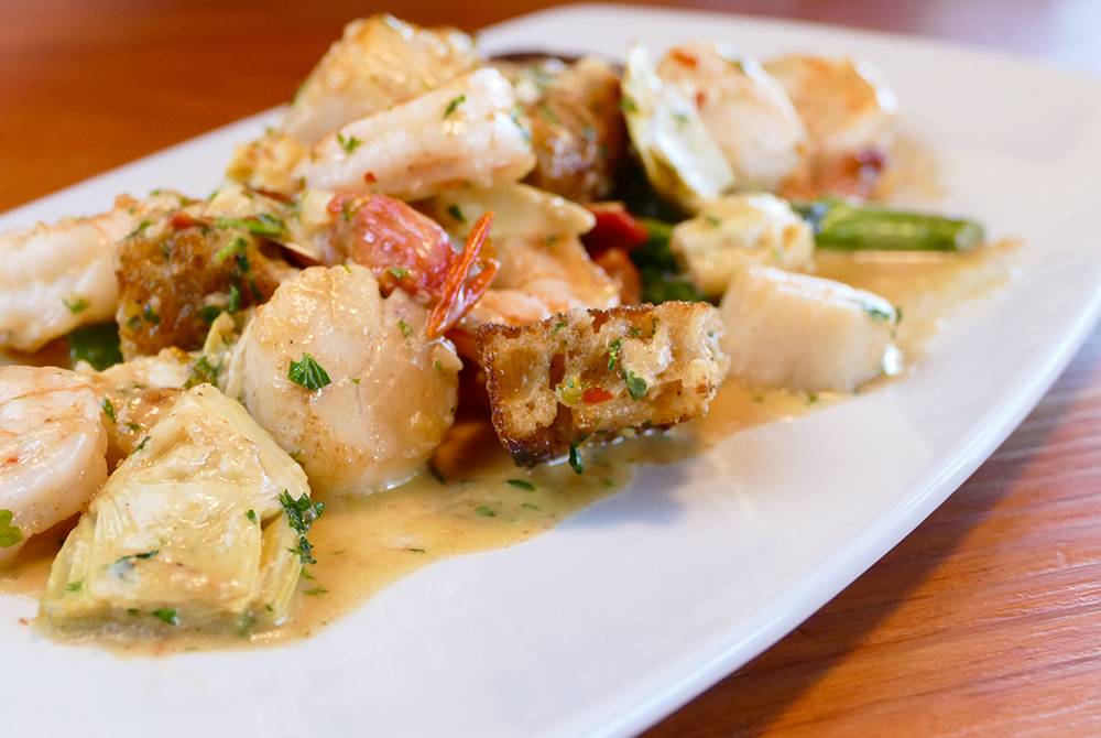 WildFin American Grill | restaurant | 727 N 10th St, Renton, WA 98057, USA | 4259703757 OR +1 425-970-3757