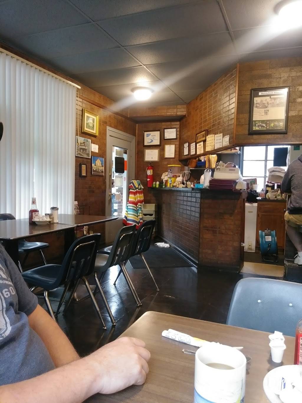 Battlefield Restaurant | restaurant | 1018 Lafayette Blvd, Fredericksburg, VA 22401, USA | 5408469661 OR +1 540-846-9661