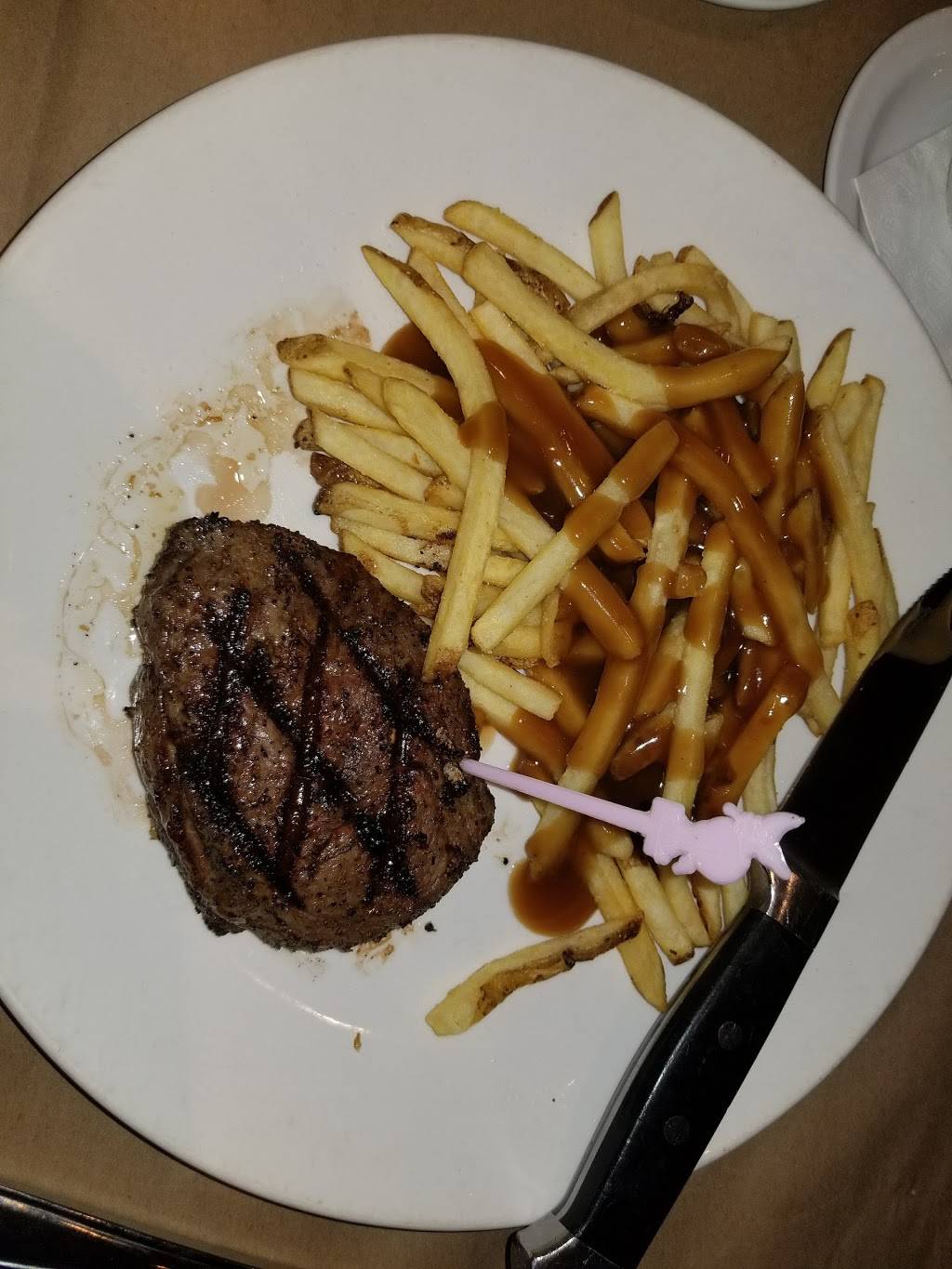 Jack Astors Bar & Grill | restaurant | 400 Ontario St, St. Catharines, ON L2R 5L8, Canada | 9059885677 OR +1 905-988-5677