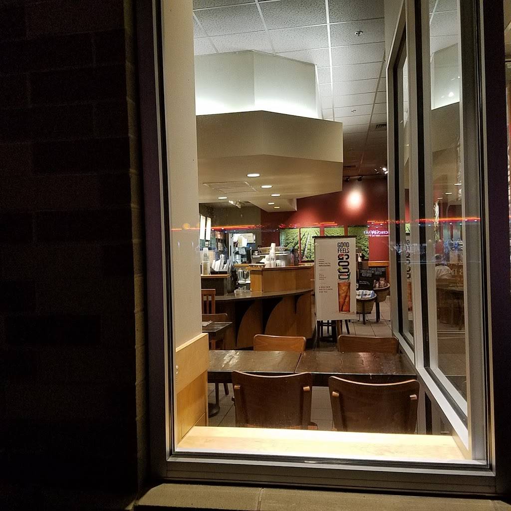 Starbucks | cafe | 115 W Geneva Rd, Wheaton, IL 60187, USA | 6302210753 OR +1 630-221-0753