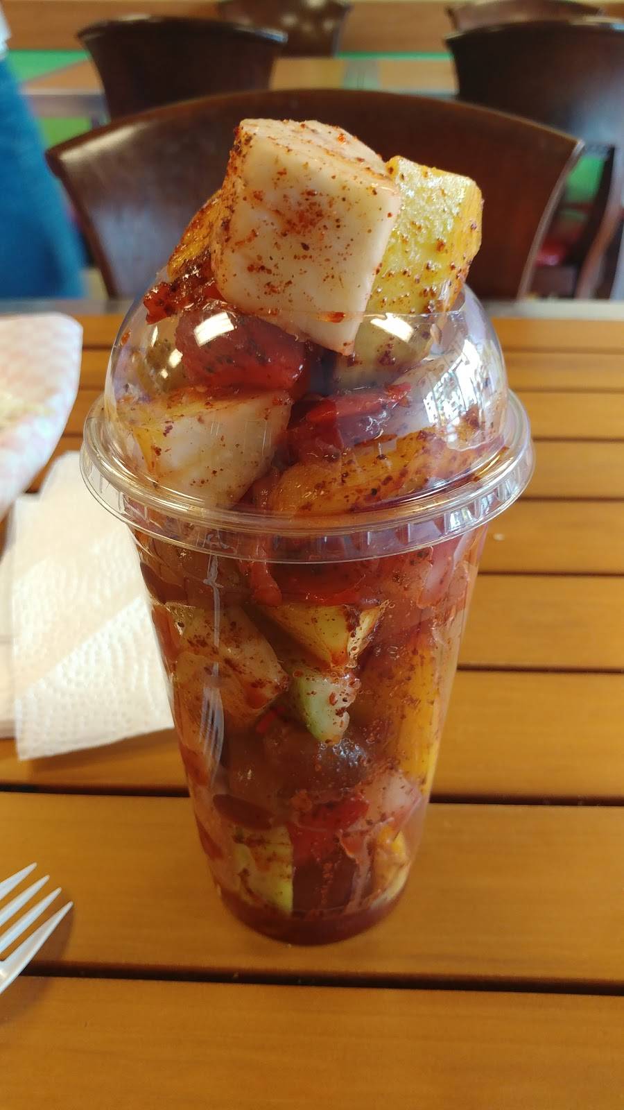 Juicy Fruits | restaurant | 482 TX-123, Seguin, TX 78155, USA | 8304339630 OR +1 830-433-9630