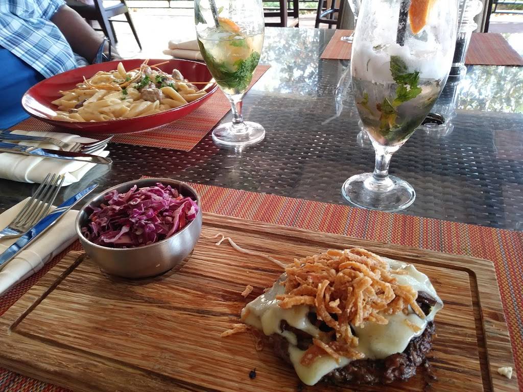 Laguna | restaurant | 10100 International Dr, Orlando, FL 32821, USA | 4073521100 OR +1 407-352-1100