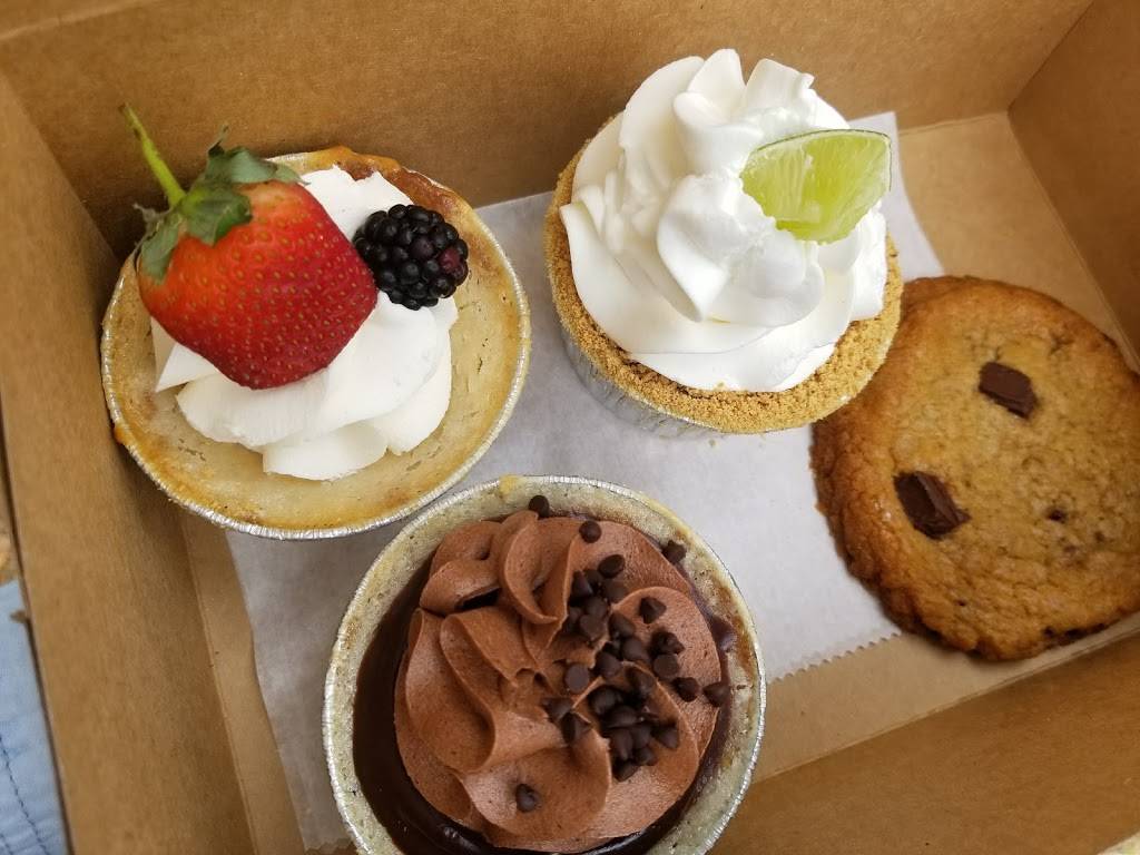 Market On South | bakery | 2603 E South St, Orlando, FL 32803, USA | 4076135968 OR +1 407-613-5968