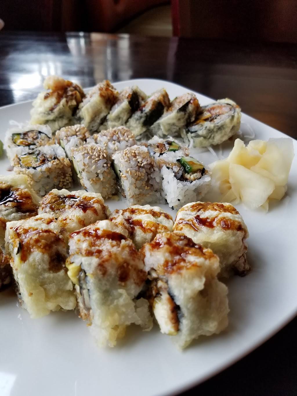 Sushi Castle Japanese Fusion | restaurant | 729 Barranca Drive, Castle Rock, CO 80104, USA | 3036632752 OR +1 303-663-2752