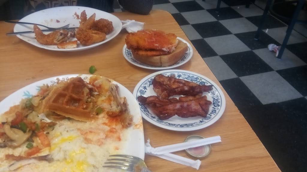 Junes Restaurant | restaurant | 6338 Stenton Ave, Philadelphia, PA 19138, USA | 2152761980 OR +1 215-276-1980