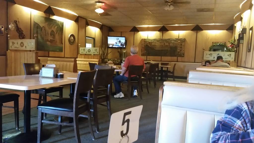 Little Italy | restaurant | 627 S San Jacinto Ave, San Jacinto, CA 92583, USA | 9516544443 OR +1 951-654-4443