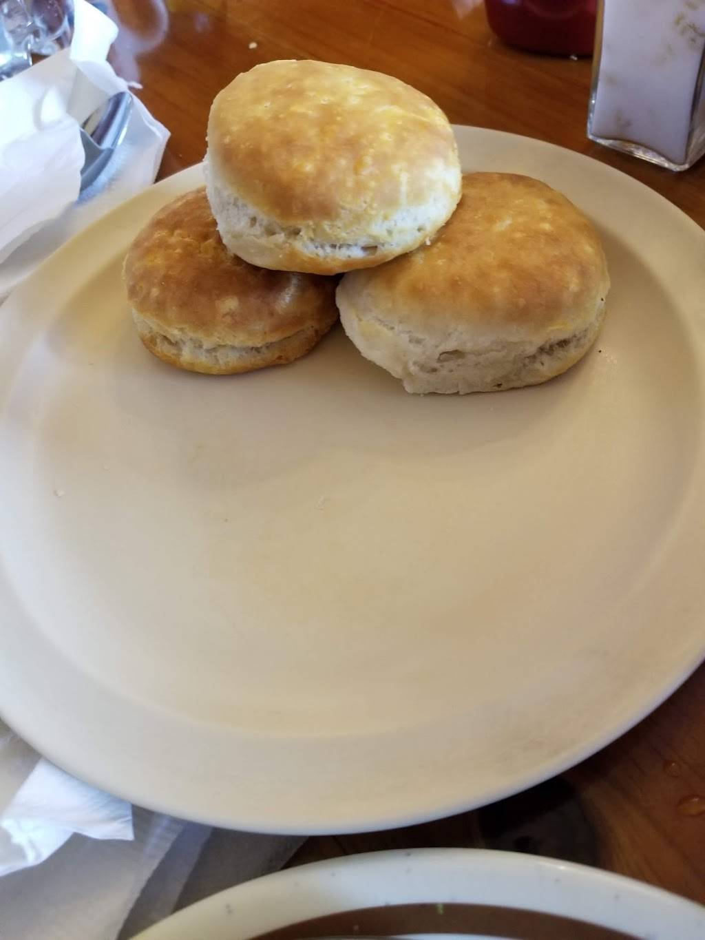 Famous Amos Restaurant | restaurant | 10339 San Jose Blvd, Jacksonville, FL 32257, USA | 9042686159 OR +1 904-268-6159