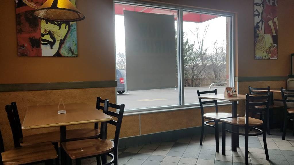 KFC | restaurant | 5650 Hedge Lane Terrace, Shawnee, KS 66226, USA | 9134416585 OR +1 913-441-6585