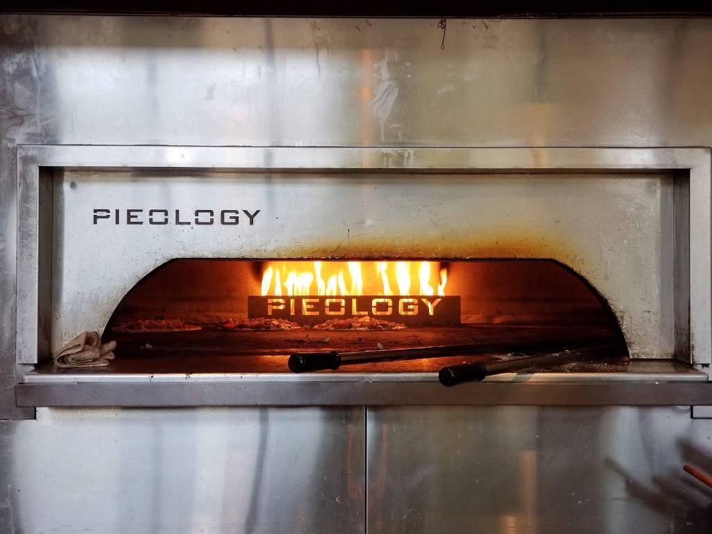 Pieology Pizzeria Sacramento, CA | restaurant | 1020 16th St, Sacramento, CA 95814, USA | 9169995789 OR +1 916-999-5789