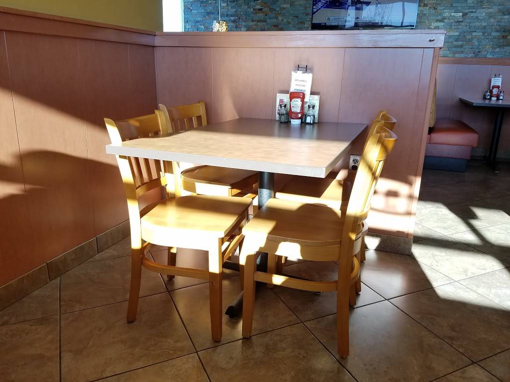 Ledo Pizza | meal takeaway | 1703 Ritchie Station Ct #500, Capitol Heights, MD 20743, USA | 3016363900 OR +1 301-636-3900