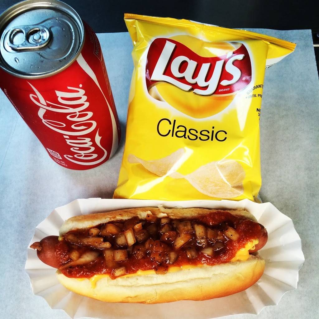 Smileys Hot Dogs | restaurant | 2649 Townsgate Rd, Westlake Village, CA 91361, USA | 8186617713 OR +1 818-661-7713