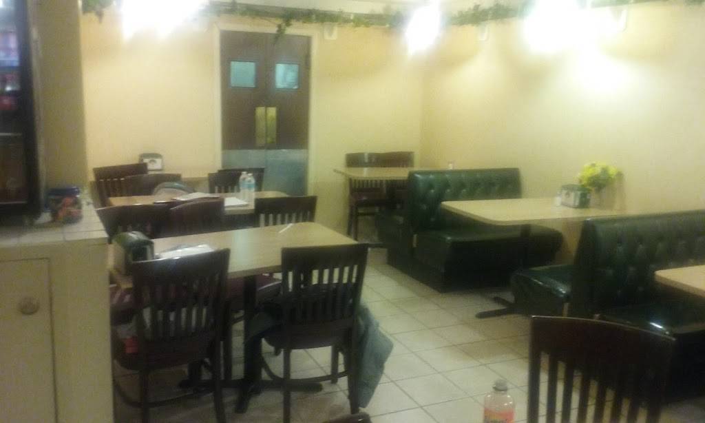 Rudys Pizza and Bakery | bakery | 2519 Broadway, Rockford, IL 61108, USA | 7797743652 OR +1 779-774-3652