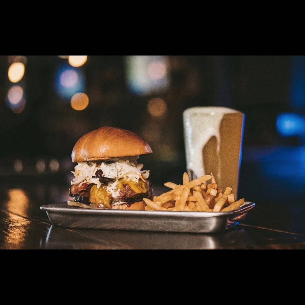 Elsie Lane | restaurant | 29 Jericho Turnpike, New Hyde Park, NY 11040, USA | 5163028412 OR +1 516-302-8412