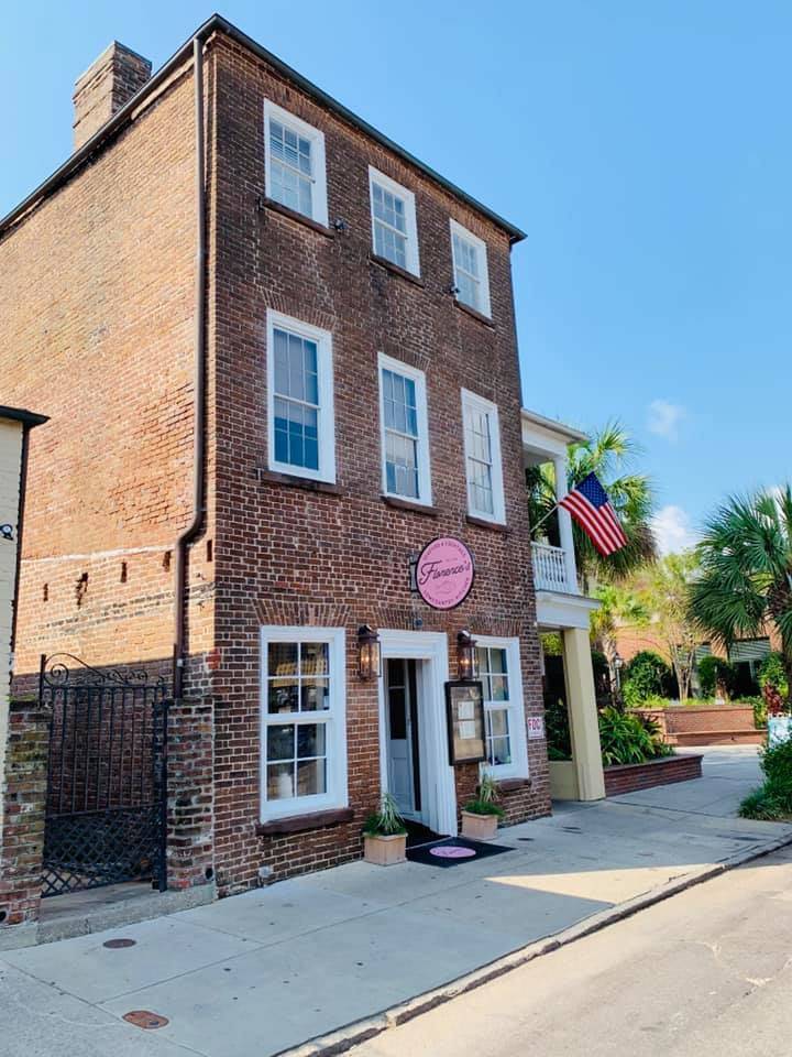Florences Lowcountry Kitchen | restaurant | 90 Folly Rd Blvd Suite B-4, Charleston, SC 29407, USA | 8435078285 OR +1 843-507-8285