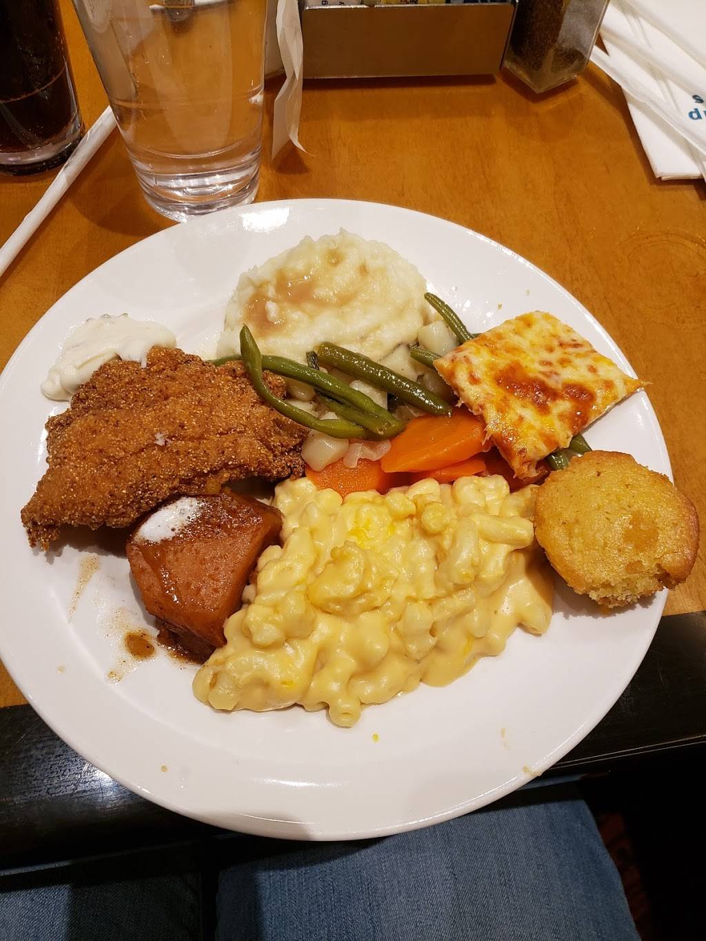 Assembly Line Buffet | restaurant | 2901 Grand River Ave, Detroit, MI 48201, USA | 8667829622 OR +1 866-782-9622