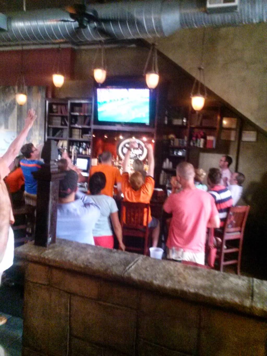 Old Angle Tavern | restaurant | 1848 W 25th St, Cleveland, OH 44113, USA | 2168615643 OR +1 216-861-5643