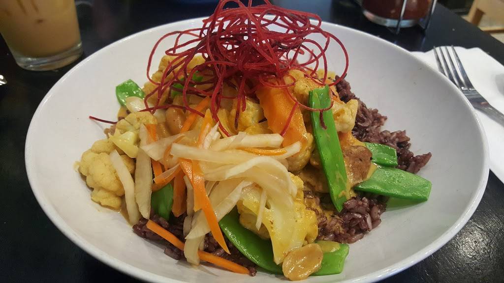 veSTATION | restaurant | 14435 Ventura Blvd, Sherman Oaks, CA 91423, USA | 8187848388 OR +1 818-784-8388