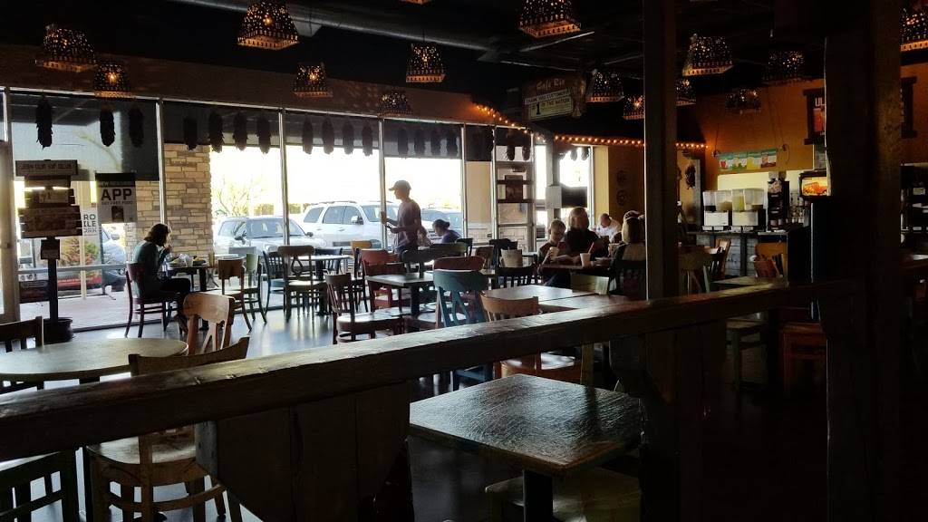Cafe Rio Mexican Grill | restaurant | 2904 S Santan Village Pkwy, Gilbert, AZ 85295, USA | 4802586750 OR +1 480-258-6750