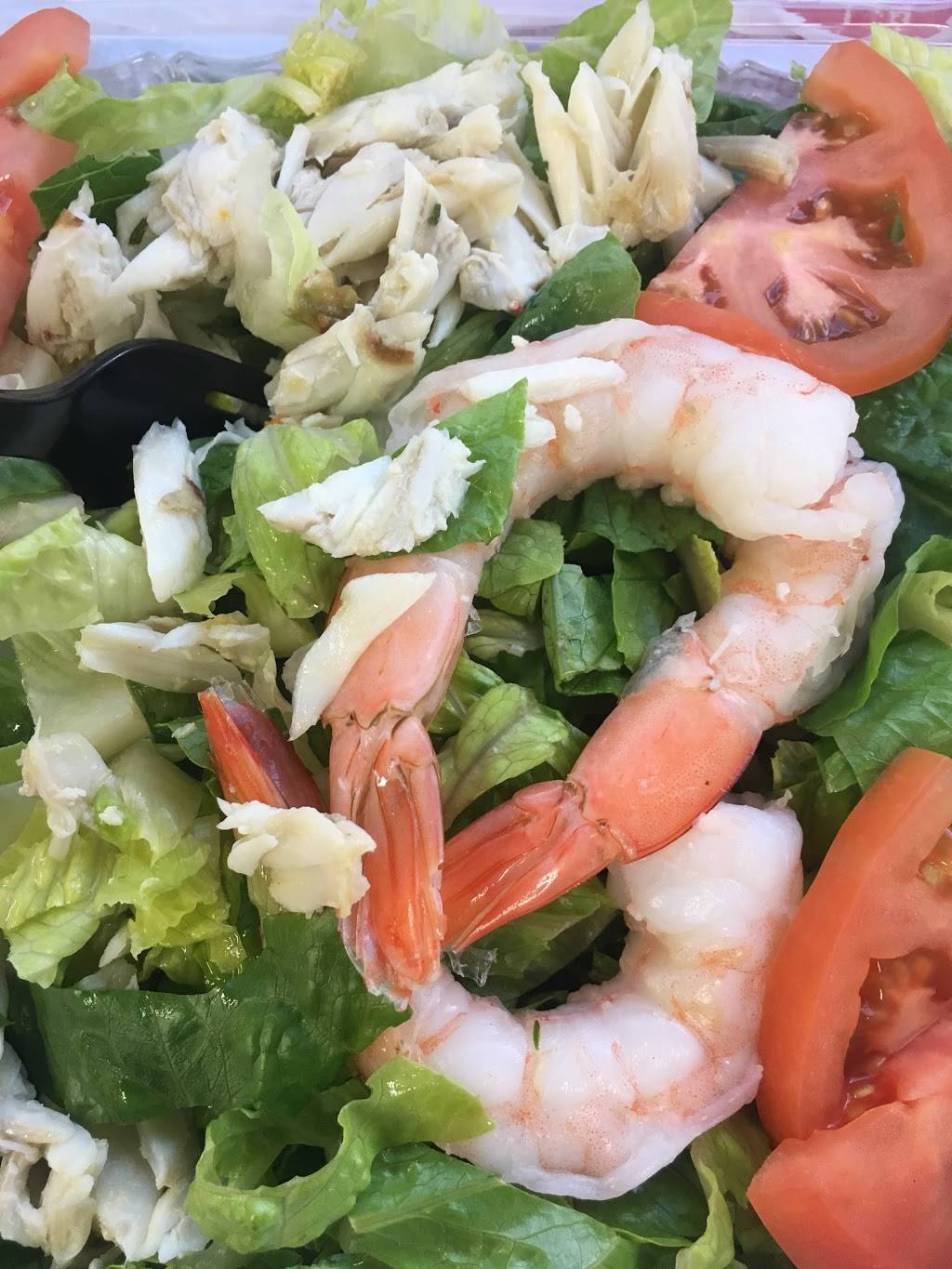 Camerons Seafood | restaurant | 6150 Woodland Ave, Philadelphia, PA 19142, USA | 2157269800 OR +1 215-726-9800