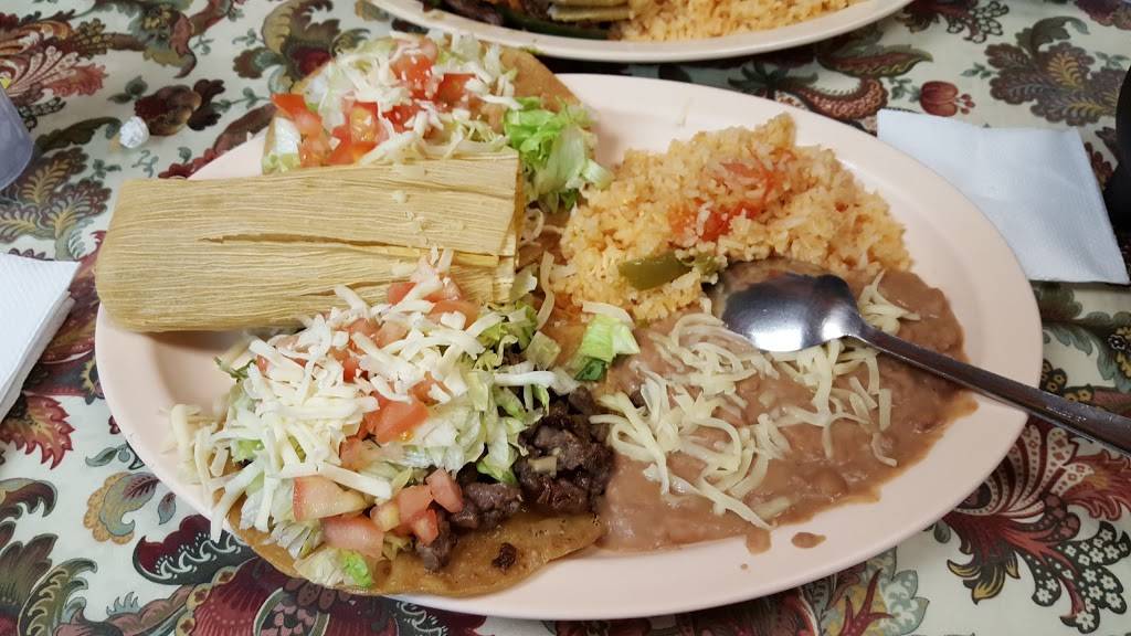 Mi Ranchito | restaurant | 2019 S Main St, Rockford, IL 61102, USA | 8159618138 OR +1 815-961-8138