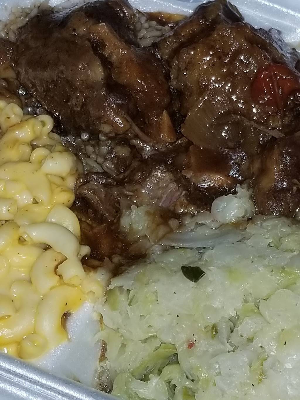 Six Smokin Bones | restaurant | 326 Hill St, Rocky Mount, NC 27801, USA | 2522202216 OR +1 252-220-2216