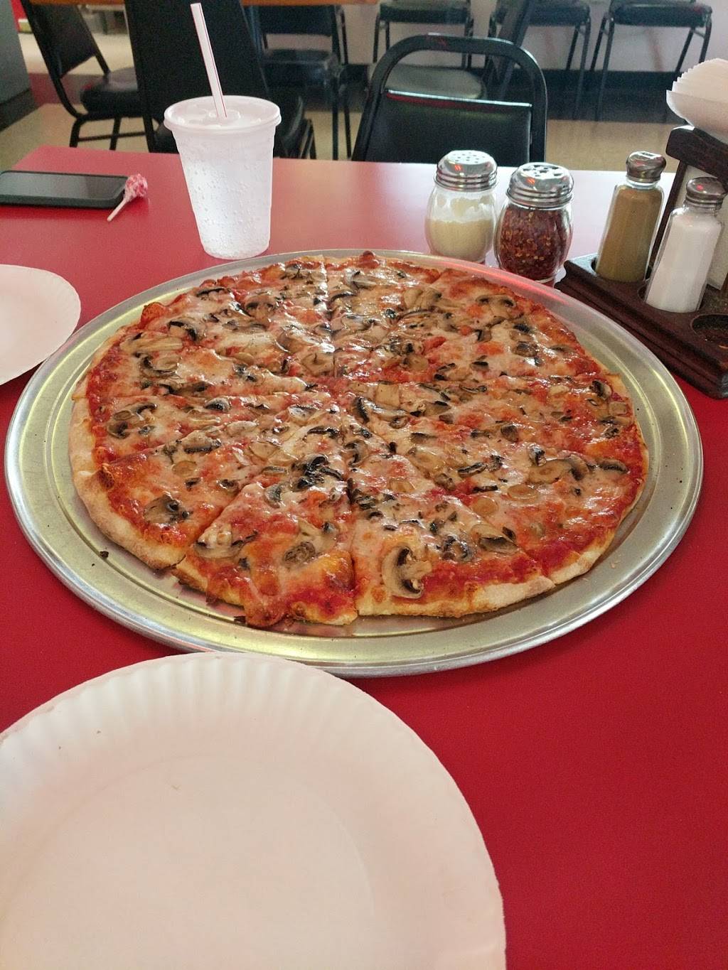 Jakes Pizza | restaurant | 1745 Rostraver Rd, Belle Vernon, PA 15012, USA | 7249292809 OR +1 724-929-2809