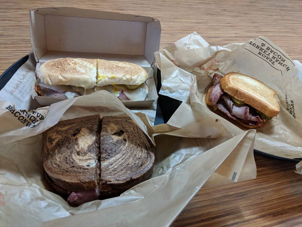 Arbys | restaurant | 590 N University Dr, Coral Springs, FL 33071, USA | 9543447726 OR +1 954-344-7726