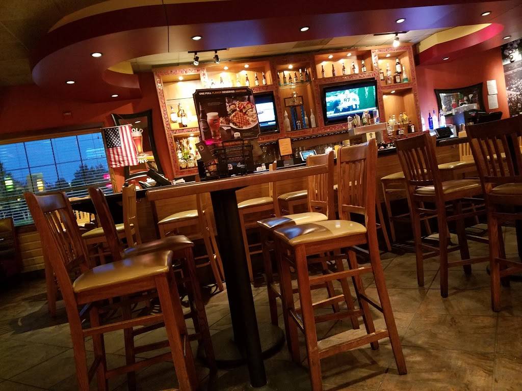 Applebees Grill + Bar | restaurant | 612 Grassfield Pkwy, Chesapeake, VA 23322, USA | 7573120163 OR +1 757-312-0163