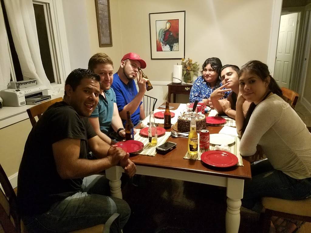 KFC | restaurant | 3522 State Ave, Kansas City, KS 66102, USA | 9133211800 OR +1 913-321-1800