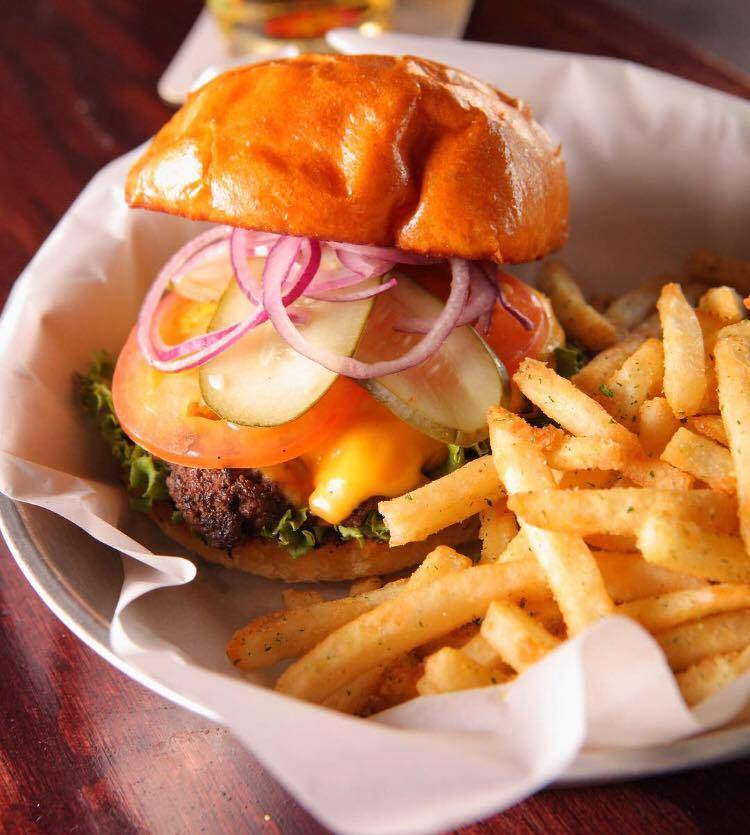 Newbys | restaurant | 539 S Highland St, Memphis, TN 38111, USA | 9017300520 OR +1 901-730-0520