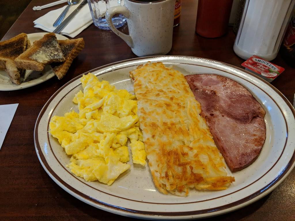 Petes Coney II | restaurant | 4083 S Baldwin Rd, Lake Orion, MI 48359, USA | 2483937430 OR +1 248-393-7430