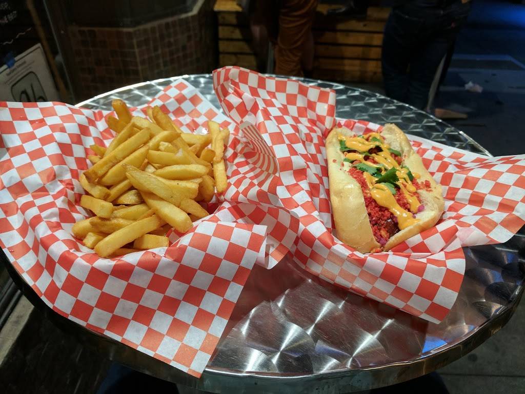 Dapper Dog | restaurant | 417 Castro St, San Francisco, CA 94114, USA | 4155536332 OR +1 415-553-6332