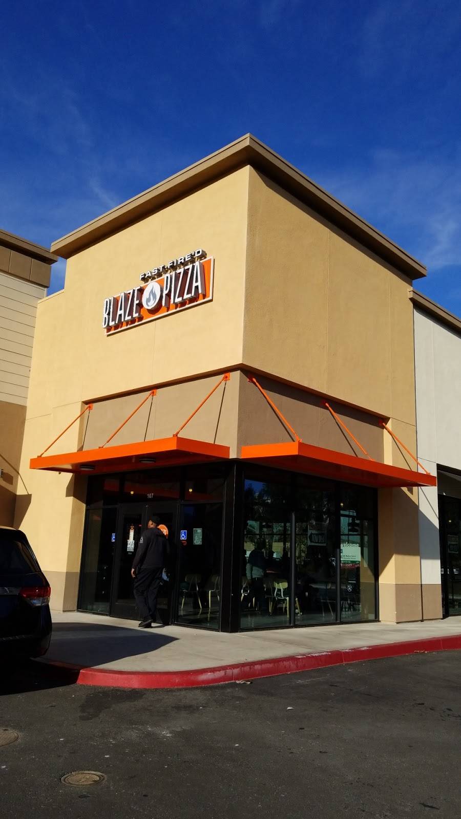 Blaze Pizza | meal takeaway | 10920 Magnolia Ave Suite 107, Riverside, CA 92505, USA | 9514745855 OR +1 951-474-5855