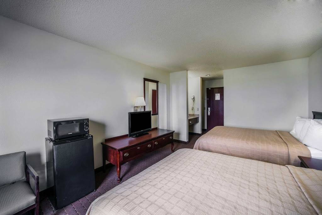 Quality Inn | restaurant | 100A East, Seright St, Harrisburg, IL 62946, USA | 6182522442 OR +1 618-252-2442