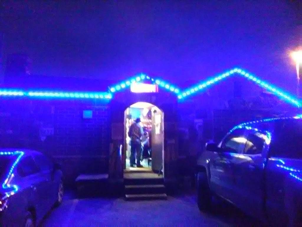 Tricias Rock House | restaurant | 5137 Azle Ave, Fort Worth, TX 76114, USA | 8177409799 OR +1 817-740-9799