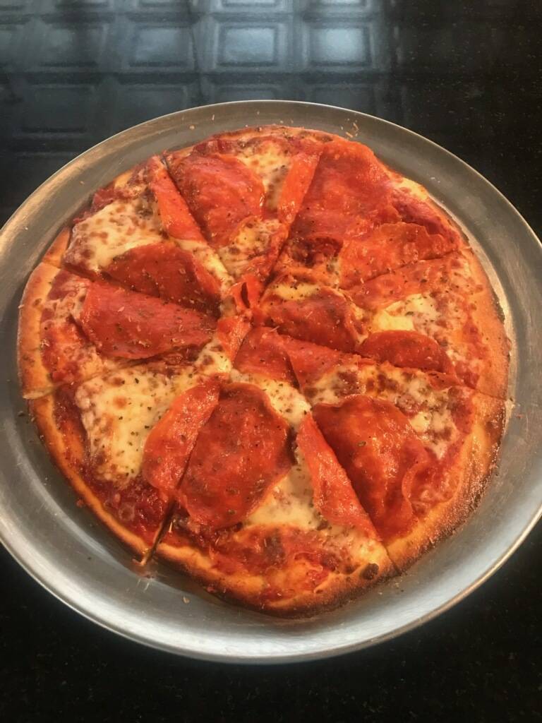 Crossroads on Main | restaurant | 118 E Main St, Lake City, SC 29560, USA | 8433942100 OR +1 843-394-2100