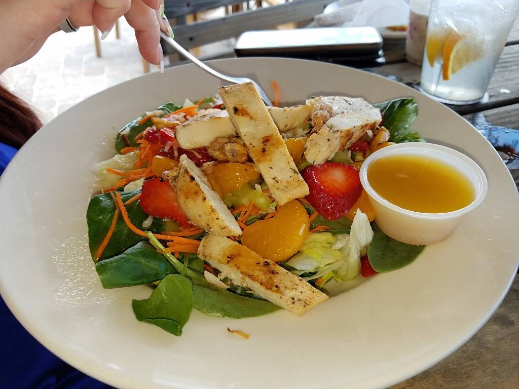 Gulf Drive Cafe | restaurant | 900 Gulf Dr N, Bradenton Beach, FL 34217, USA | 9417781919 OR +1 941-778-1919