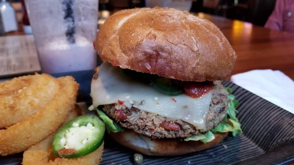 RAM Restaurant & Brewery | restaurant | 2650 NE University Village St, Seattle, WA 98105, USA | 2065253565 OR +1 206-525-3565