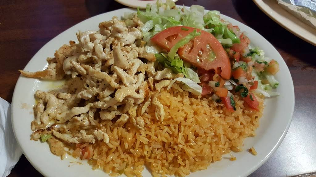 La Carreta | restaurant | 5790 MacCorkle Ave SE, Charleston, WV 25304, USA | 3049254590 OR +1 304-925-4590