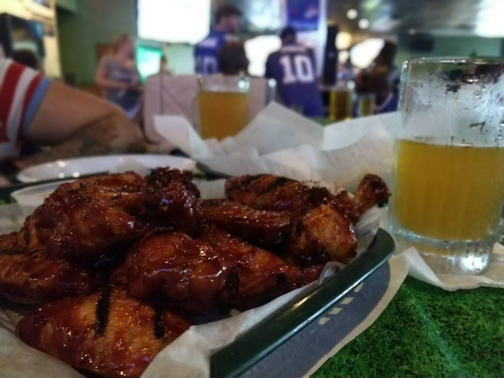 Clubhouse Bar & Grill | restaurant | 3208 Holland Road # 101, Virginia Beach, VA 23453, USA | 7574683716 OR +1 757-468-3716