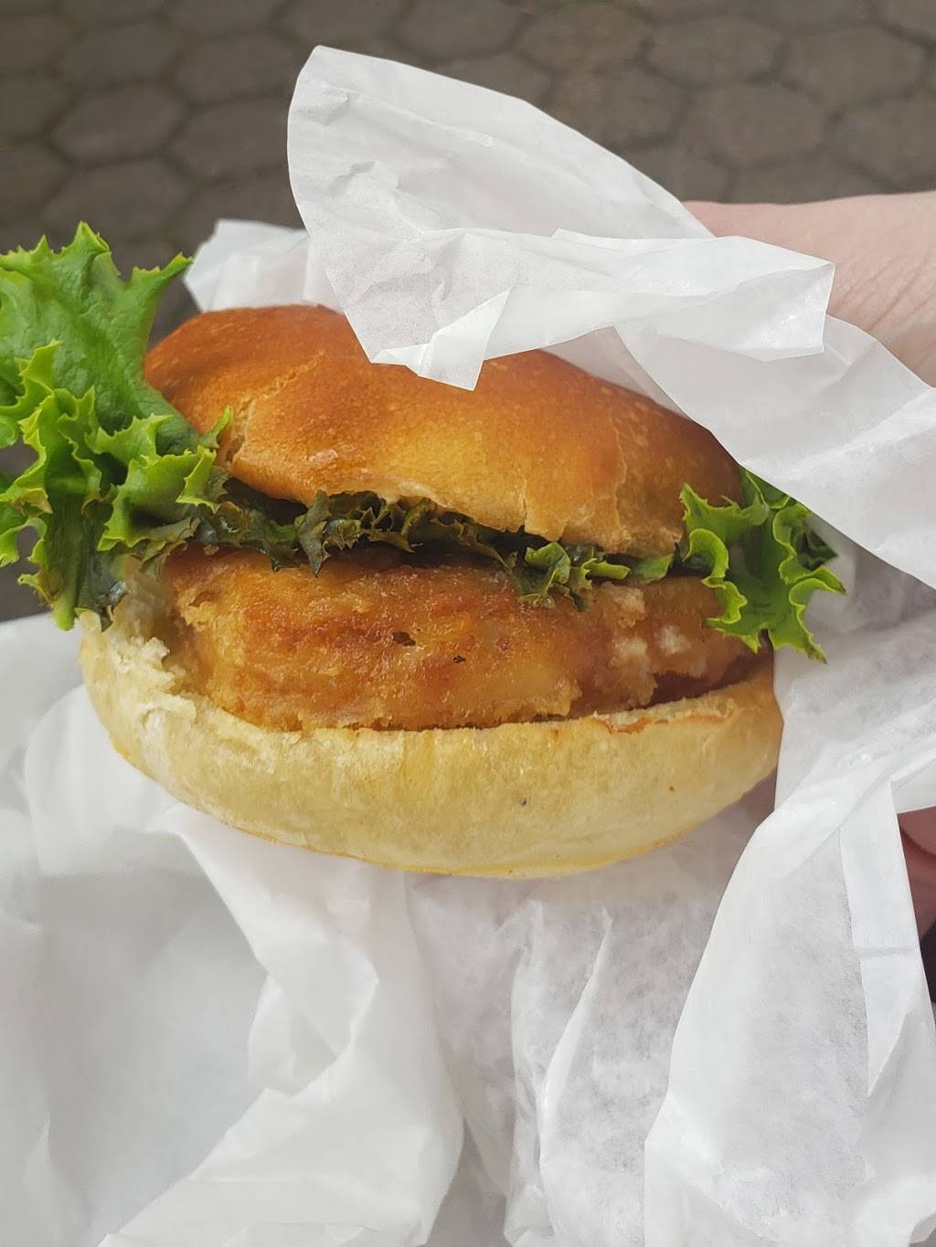 Mighty Mac Hamburgers | restaurant | Main St, Mackinac Island, MI 49757, USA | 9068478039 OR +1 906-847-8039