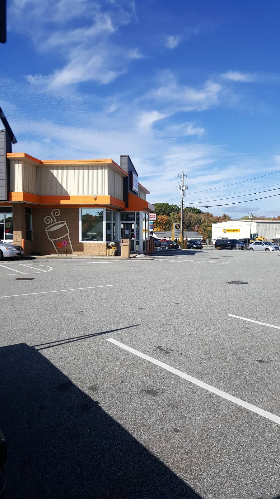 Dunkin | bakery | 2368 Grand Army of the Republic Hwy, Swansea, MA 02777, USA | 5083799804 OR +1 508-379-9804