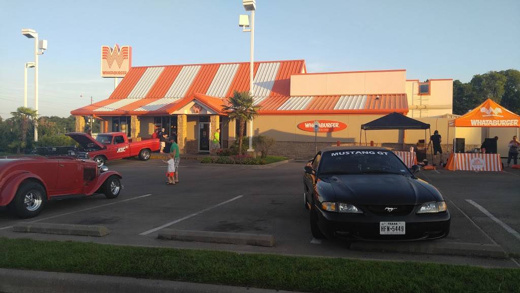 Whataburger | restaurant | 2401 Gilmer Rd, Longview, TX 75604, USA | 9037598858 OR +1 903-759-8858
