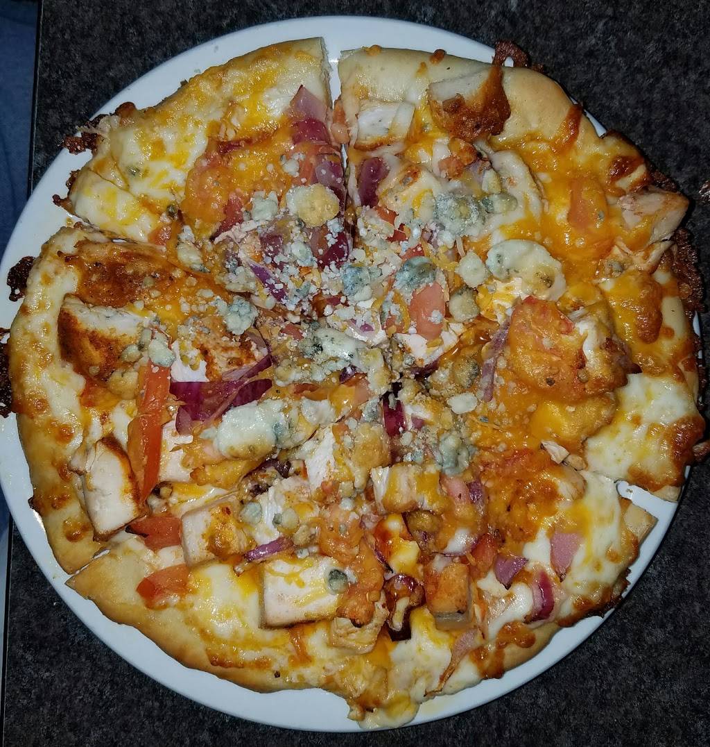 Mastros The 3 Spot | restaurant | 13855 Ridge Rd, North Royalton, OH 44133, USA | 4408771818 OR +1 440-877-1818