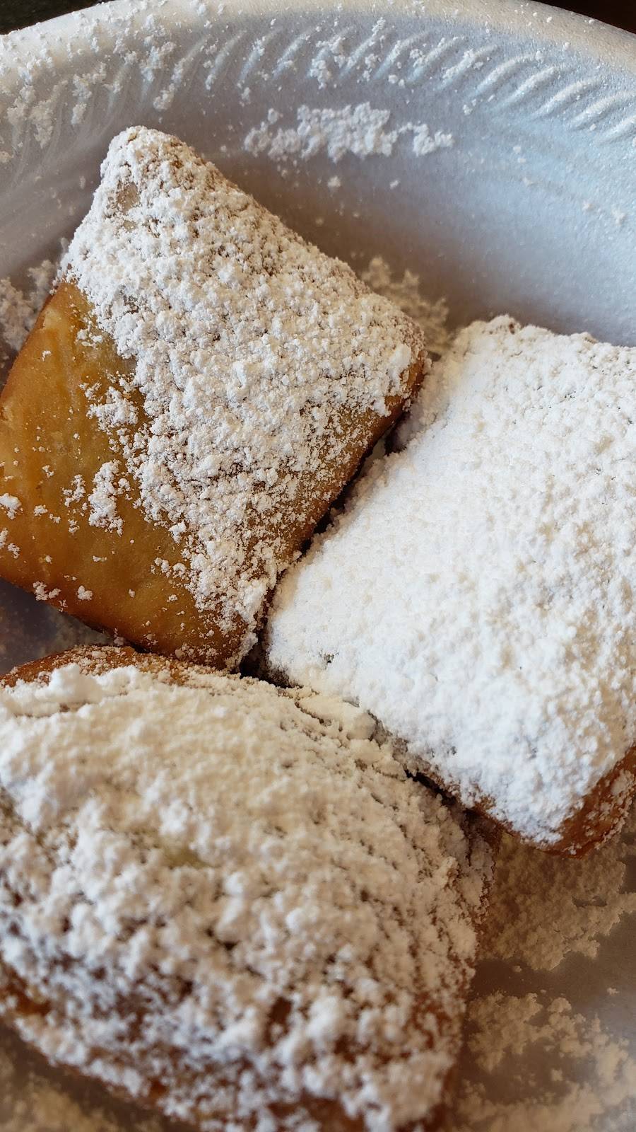 Cest Si Bon - Catfish and Po-Boys | restaurant | 308 W Edmond Rd, Edmond, OK 73003, USA | 4052851800 OR +1 405-285-1800