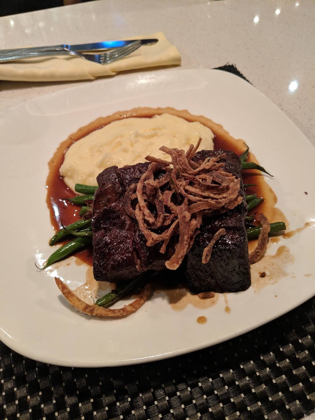 Vine | restaurant | 95 Morristown Rd, Basking Ridge, NJ 07920, USA | 9082210017 OR +1 908-221-0017